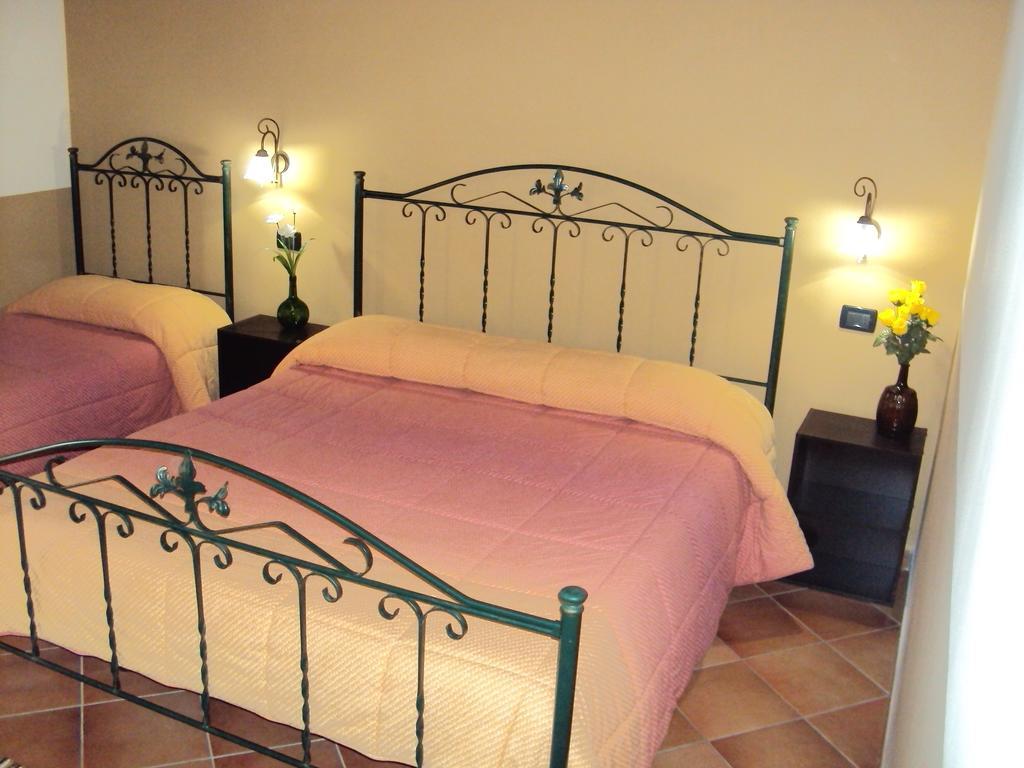 Agriturismo Il Pozzo Antico มาสคาลิ ภายนอก รูปภาพ